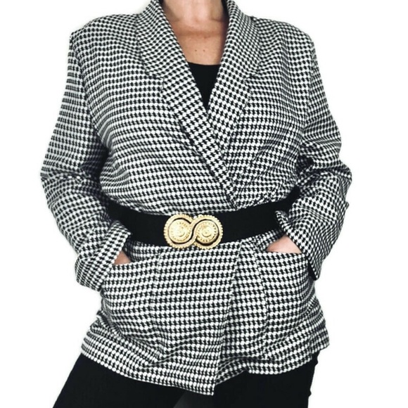 Vintage Jackets & Blazers - Vintage Black and White Houndstooth Blazer Sz Med